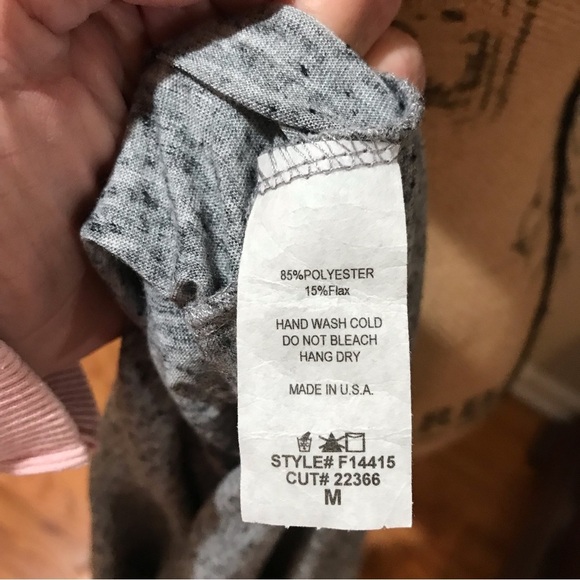 ▪️Tank with Flower Adornment - Picture 4 of 7